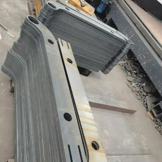 天津耐候板廠家用于護欄